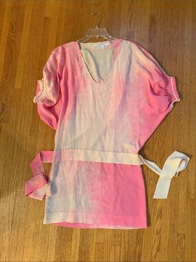 Diane Von Furstenberg Pink and Cream Ombre silk 💯 Tunic dress 👗 size 4 👀 sm-med